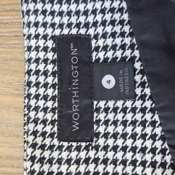 Worthington Houndstooth Pencil Skirt - Picture 5 of 6